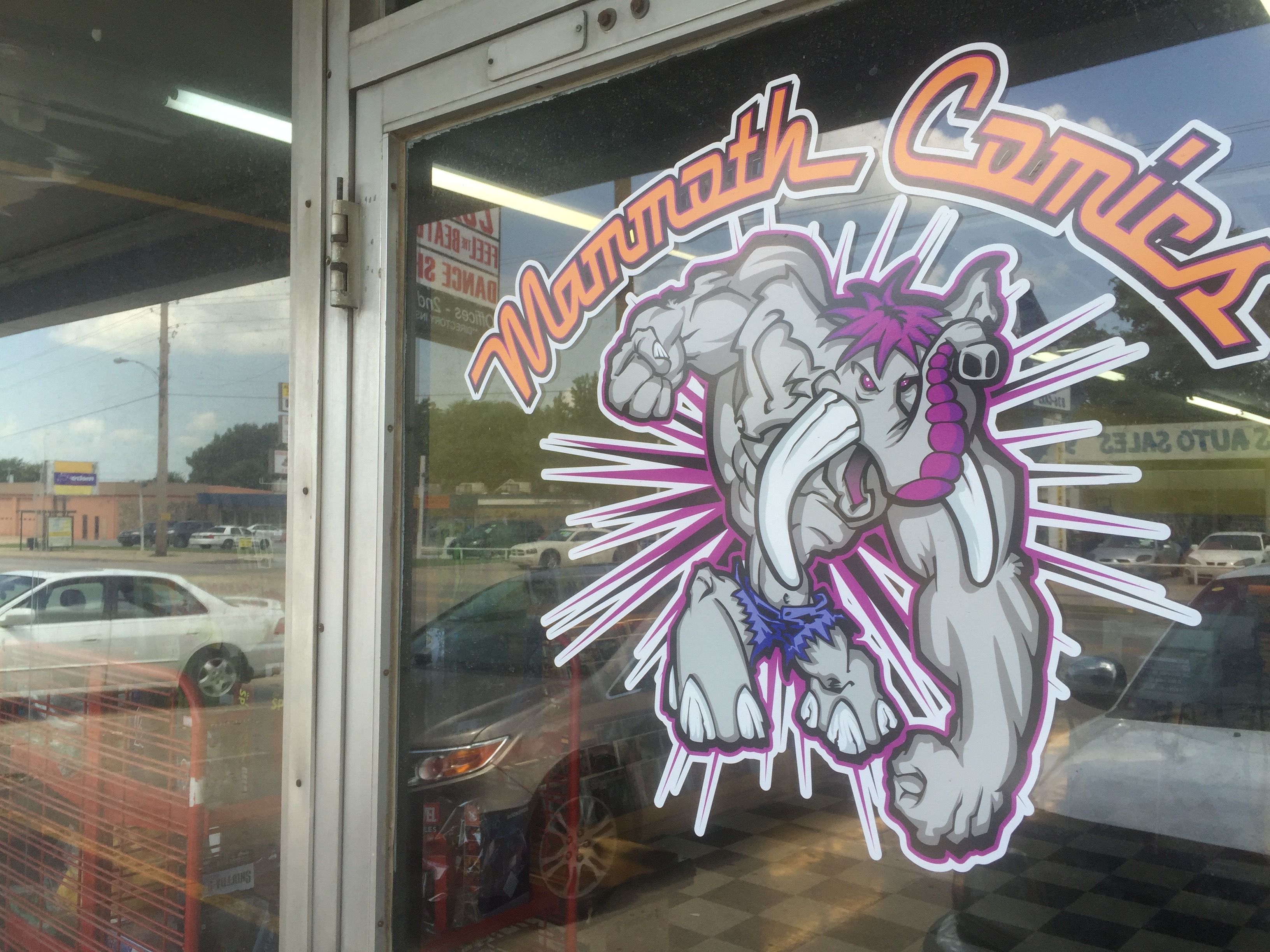 <span  class="uc_style_uc_tiles_grid_image_elementor_uc_items_attribute_title" style="color:#ffffff;">Mammoth Comics in Tulsa, Oklahoma</span>